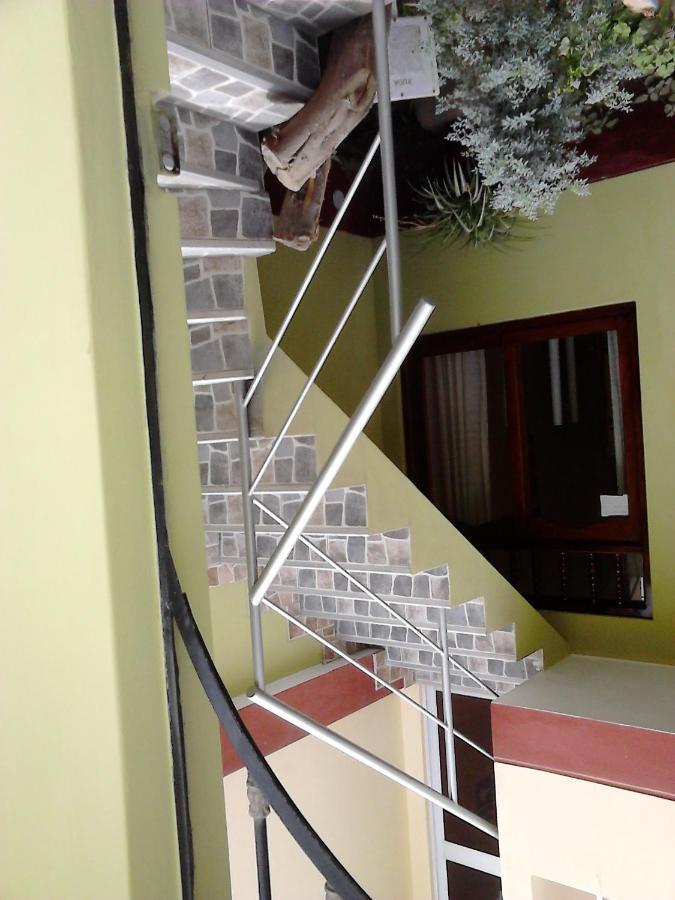 Hostal Geminis San Juan Bautista Экстерьер фото