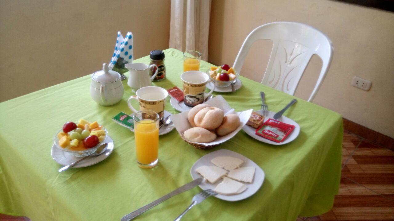 Hostal Geminis San Juan Bautista Экстерьер фото