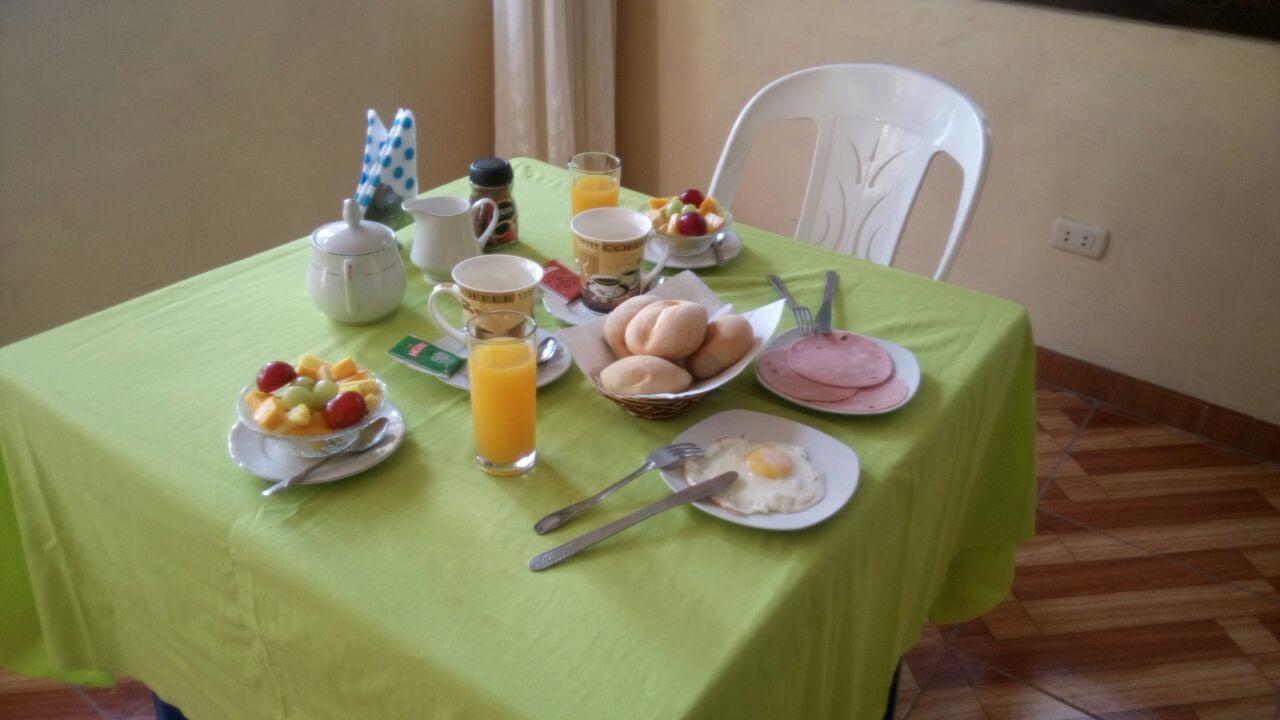 Hostal Geminis San Juan Bautista Экстерьер фото