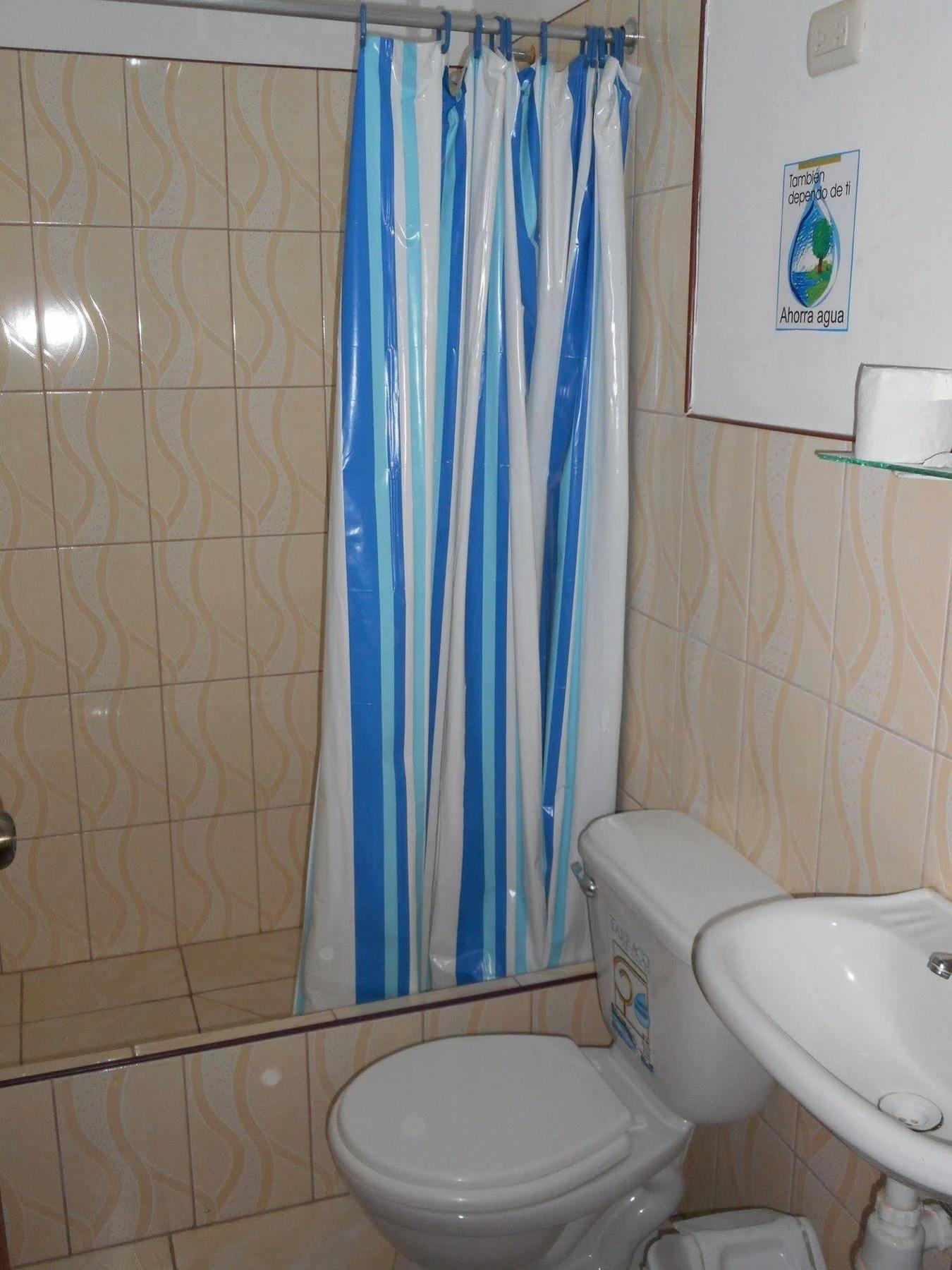 Hostal Geminis San Juan Bautista Экстерьер фото